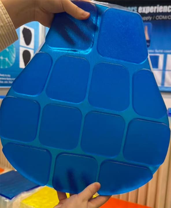 Purest form of seat gel with cover