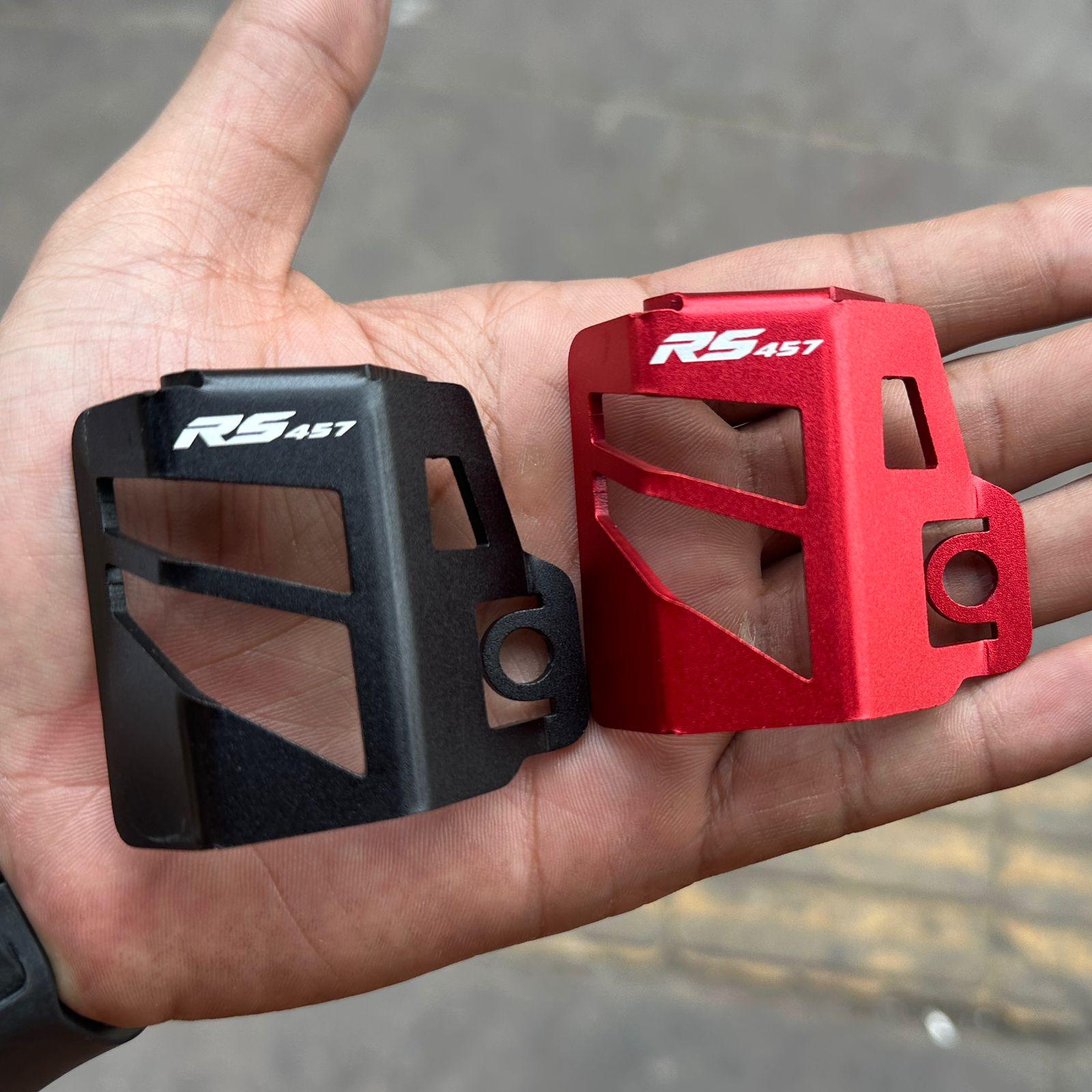 Aprilia RS 457 rear oil container guard