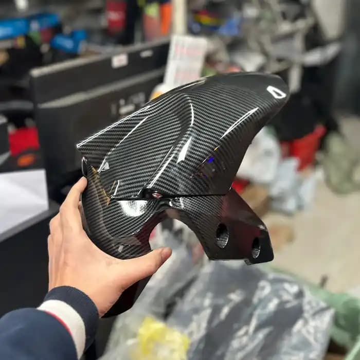 Front Mudguard Carbon for Aerox 155