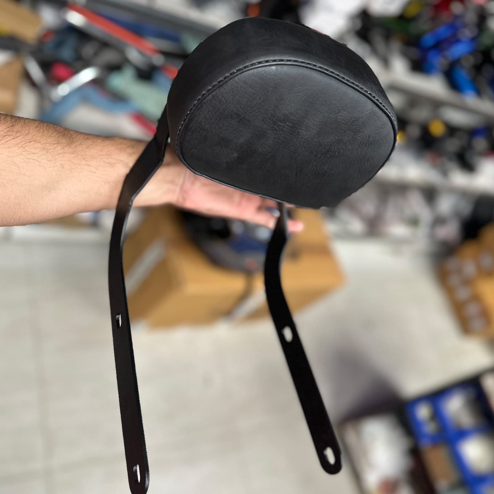 Backrest for triumph speed 400
