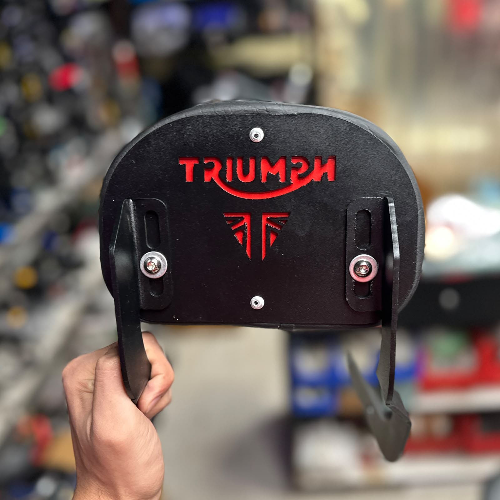 Backrest for triumph speed 400
