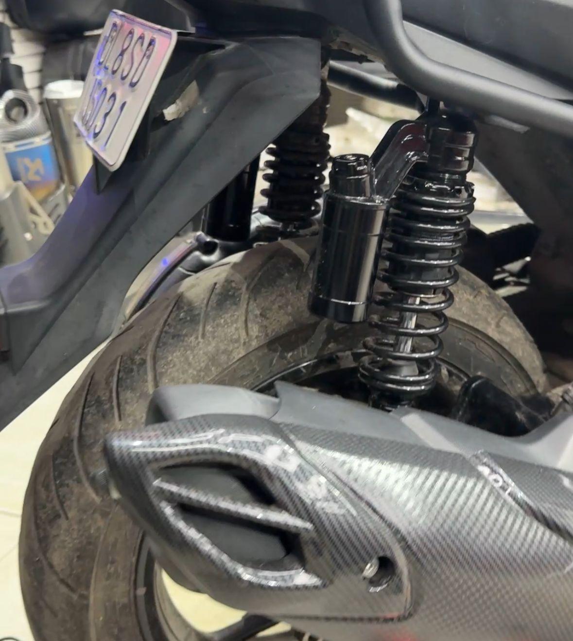 Yamaha Aerox V2 Rear Suspension