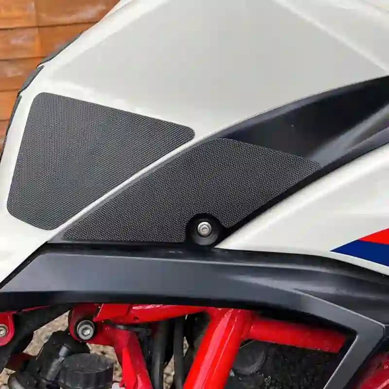 Traction  Grips For BMW G 310 RR