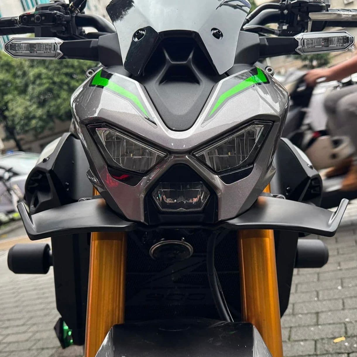 Z900 2026 Front Winglet Spoiler