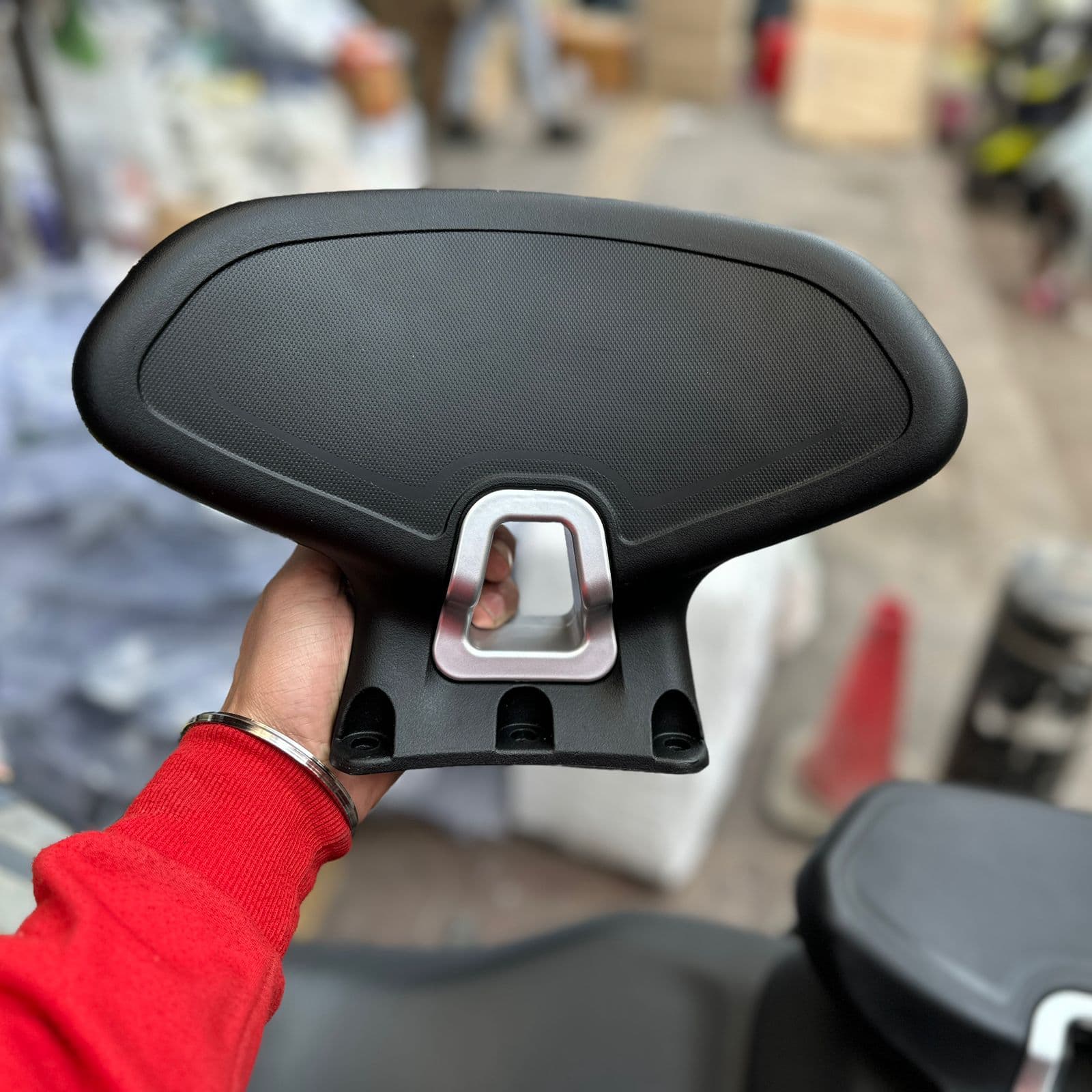 Backrest universal small size (Pillion)