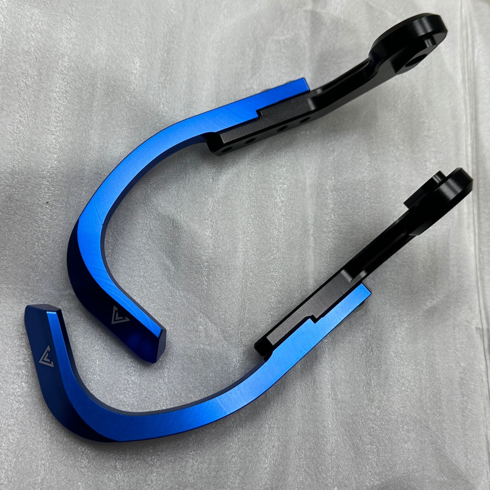 Adjustable Lever protector Fauvism Blade Design