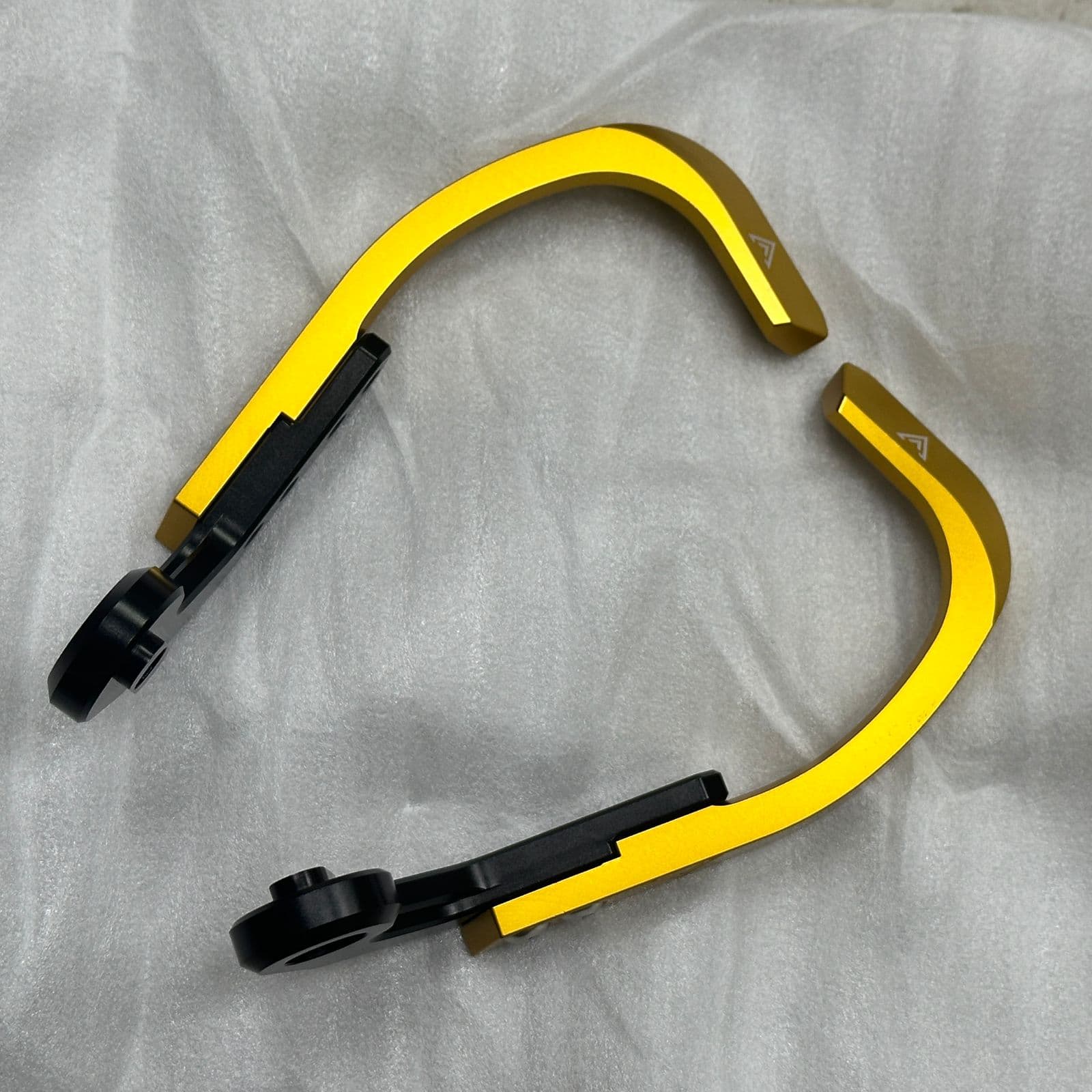 Adjustable Lever protector Fauvism Blade Design