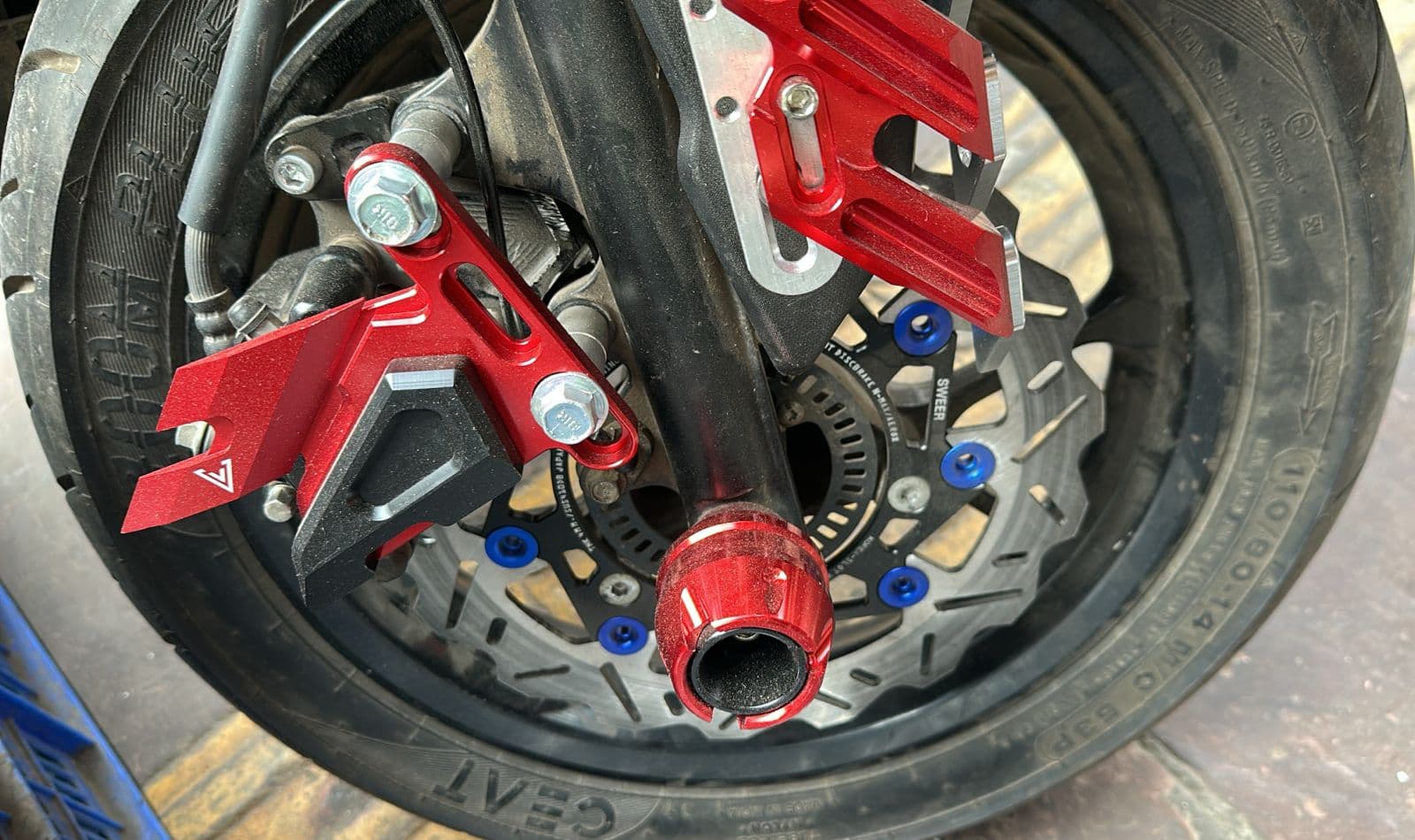 Fauvism Blade design Caliper Protector