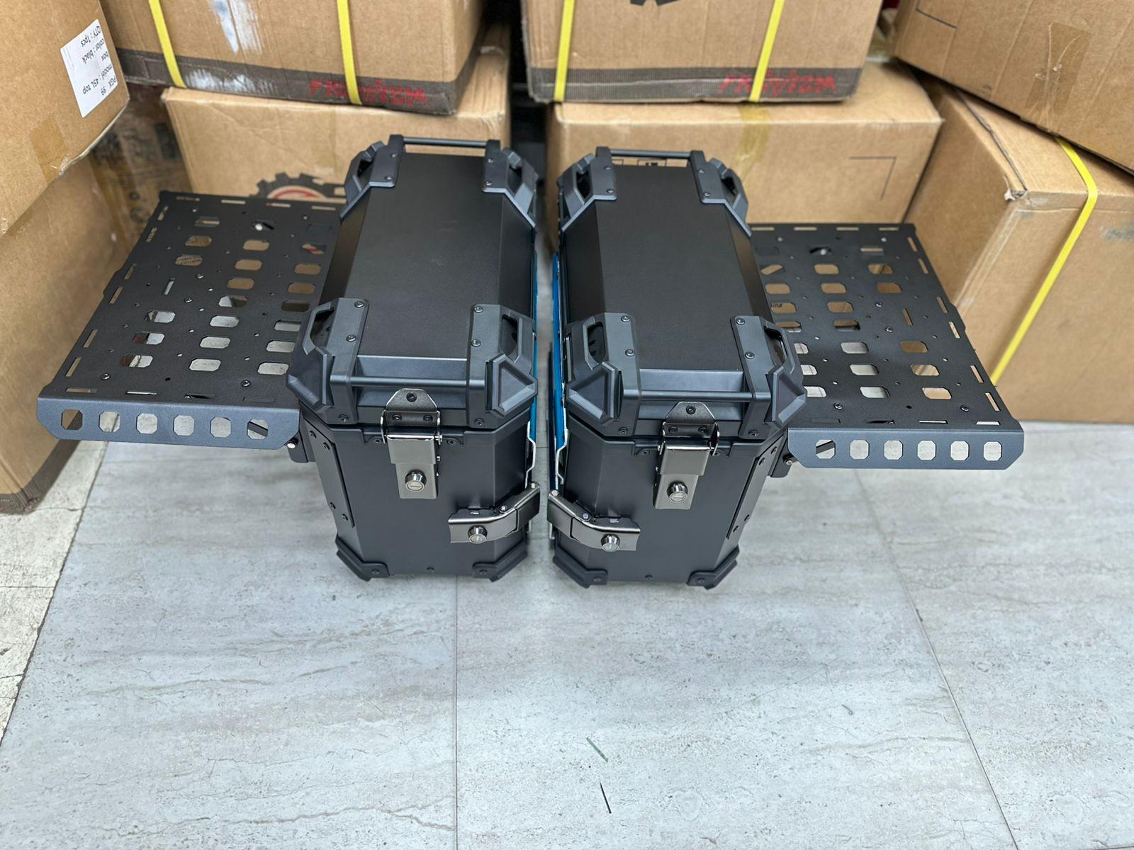 Armoured Side Panniers 37+37L 