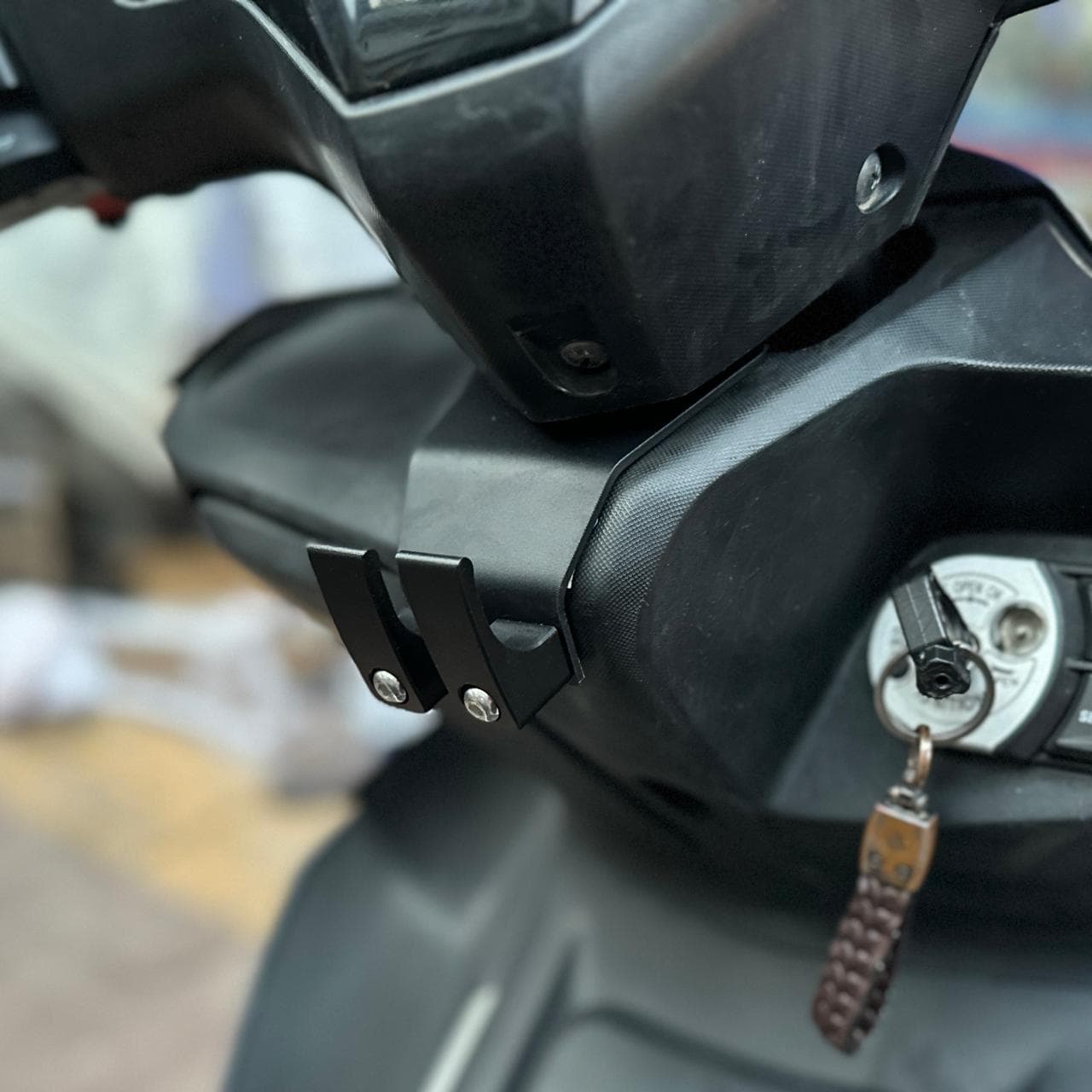 Luggage hook full CNC for yamaha Aerox 155
