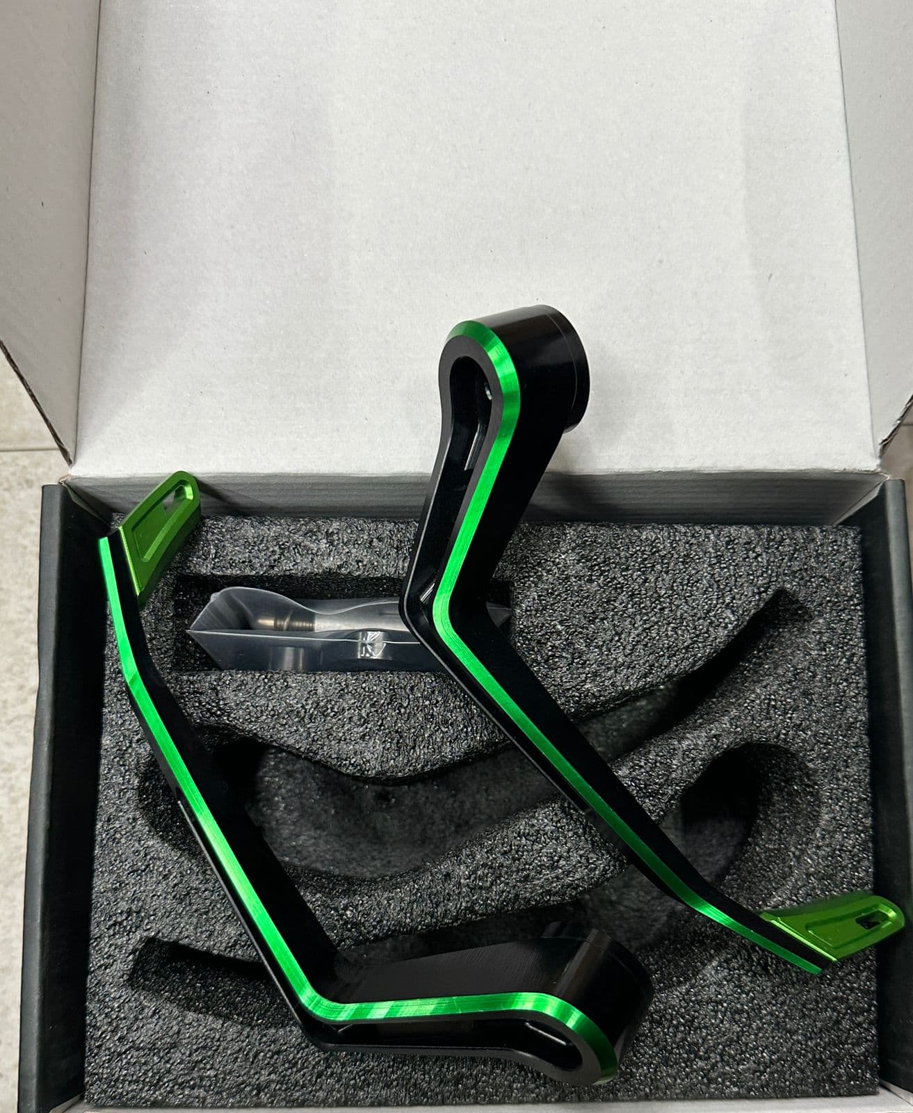 Lever protector Fauvism Bravo dual colour