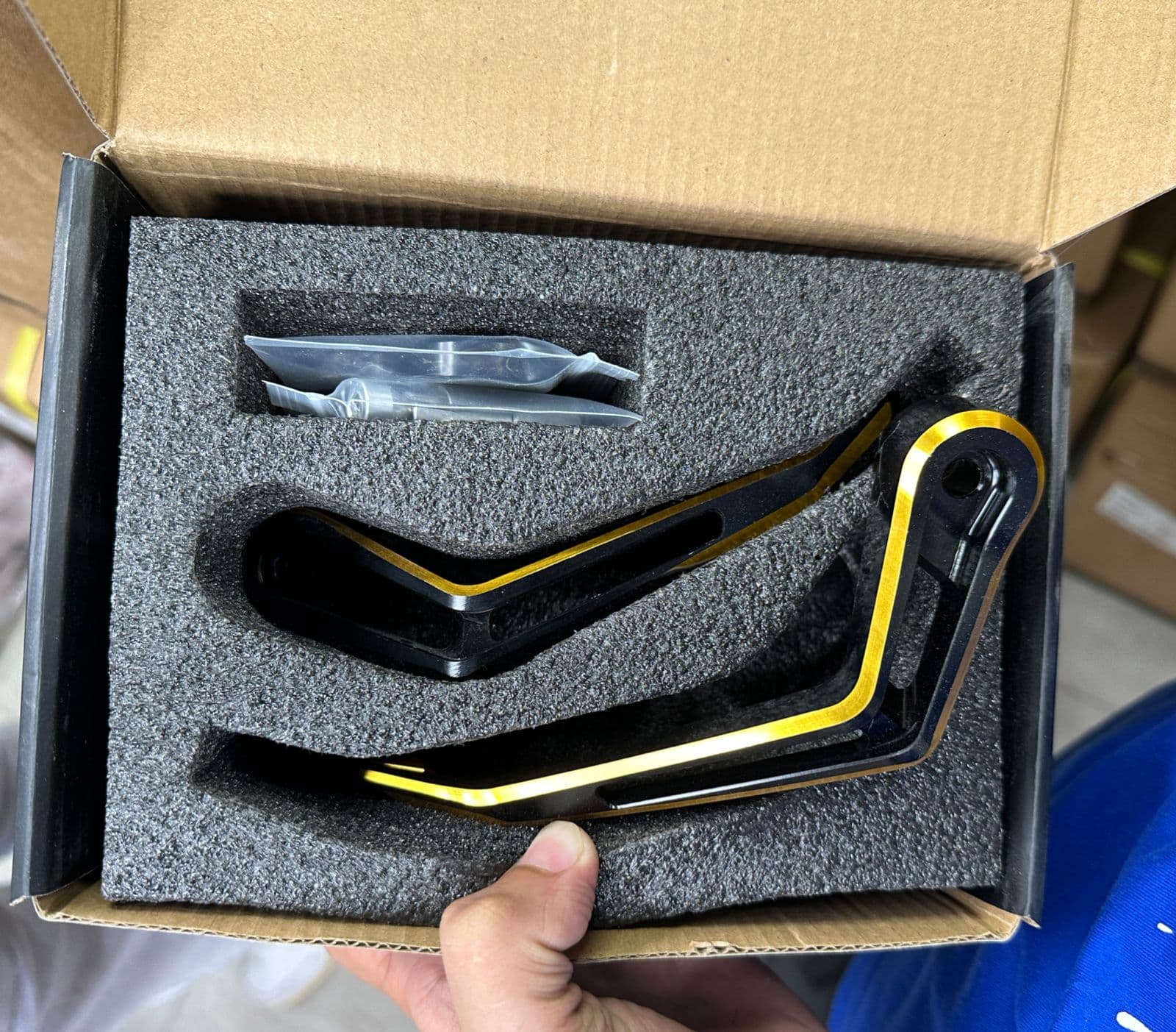 Lever protector Fauvism Bravo dual colour