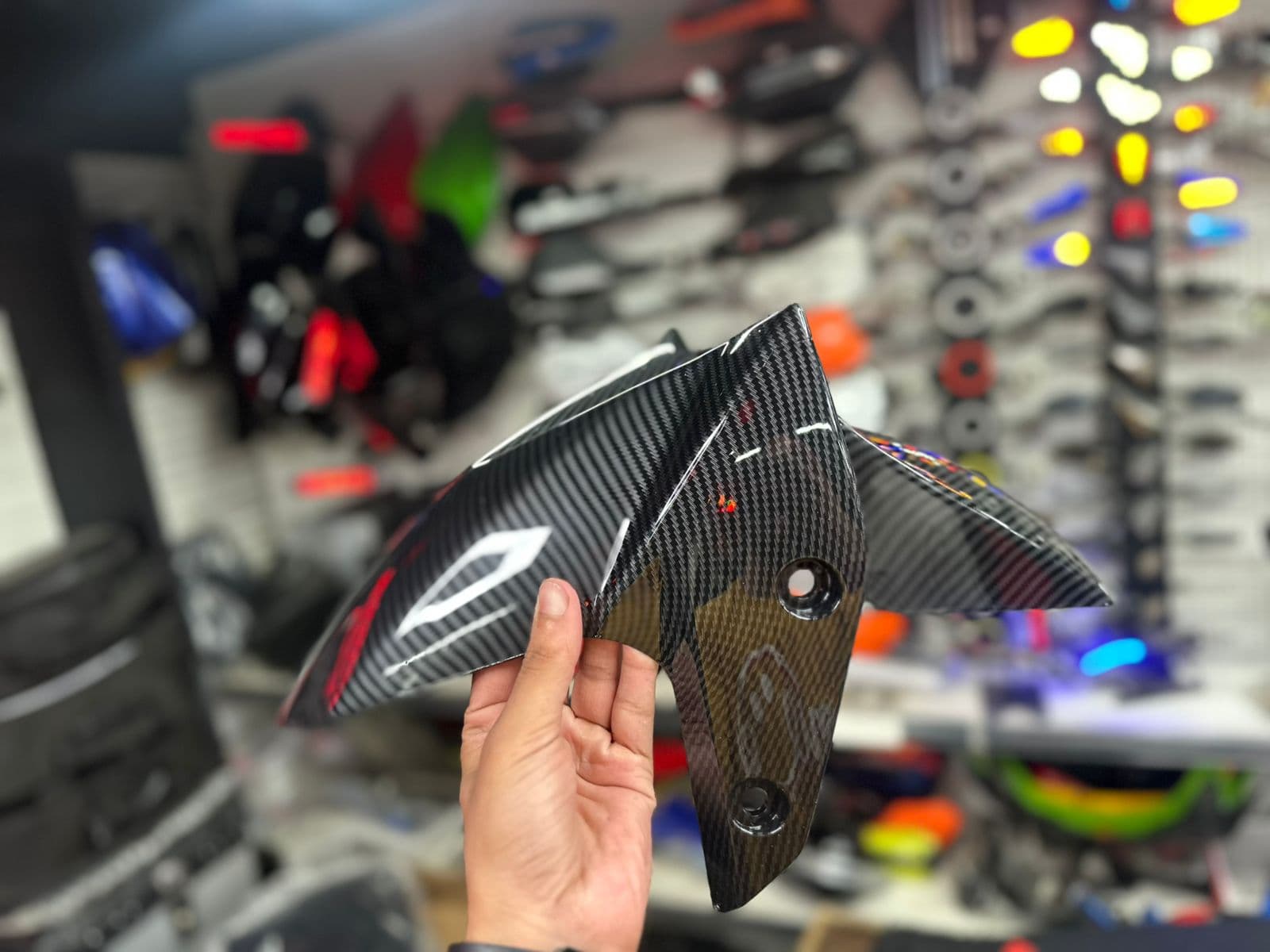 Front mudguard carbon for aerox 155