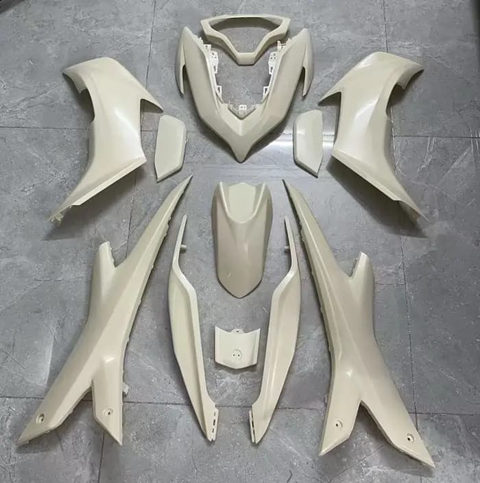 Yamaha Aerox V2 Full body kit 